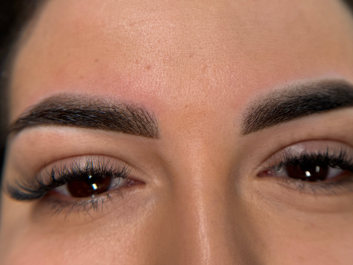 Micropigmentare sprâncene